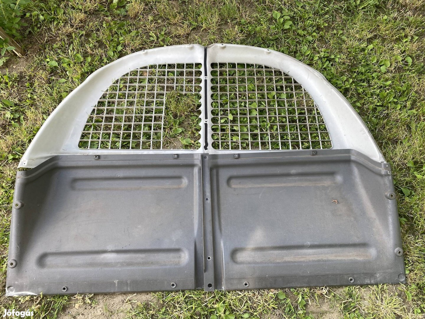 Seat inka, Caddy raktér fal