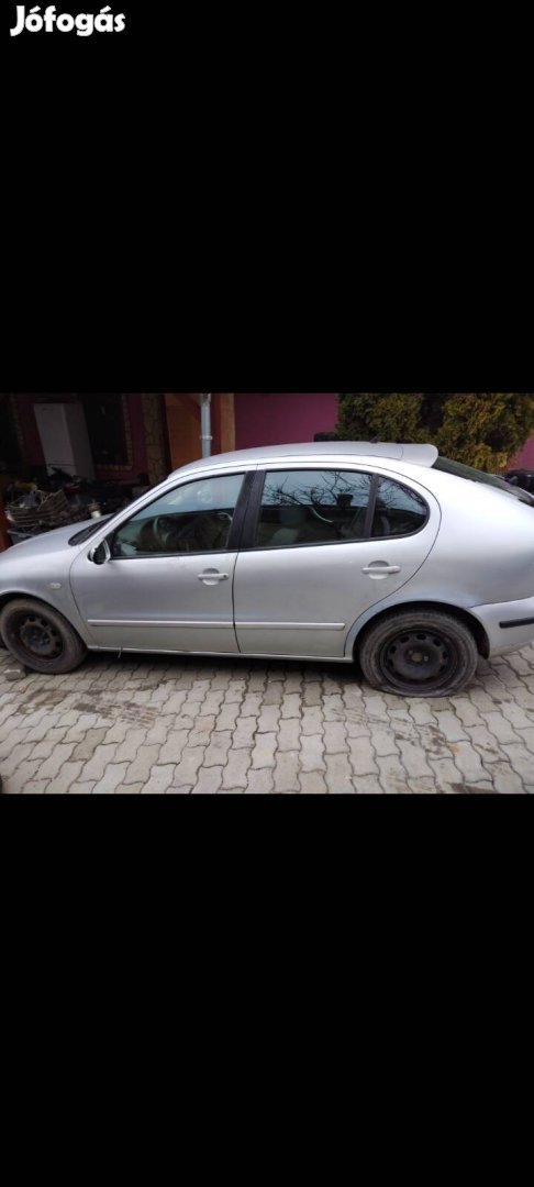 Seat leon 1.4 16v minden alkatrésze 