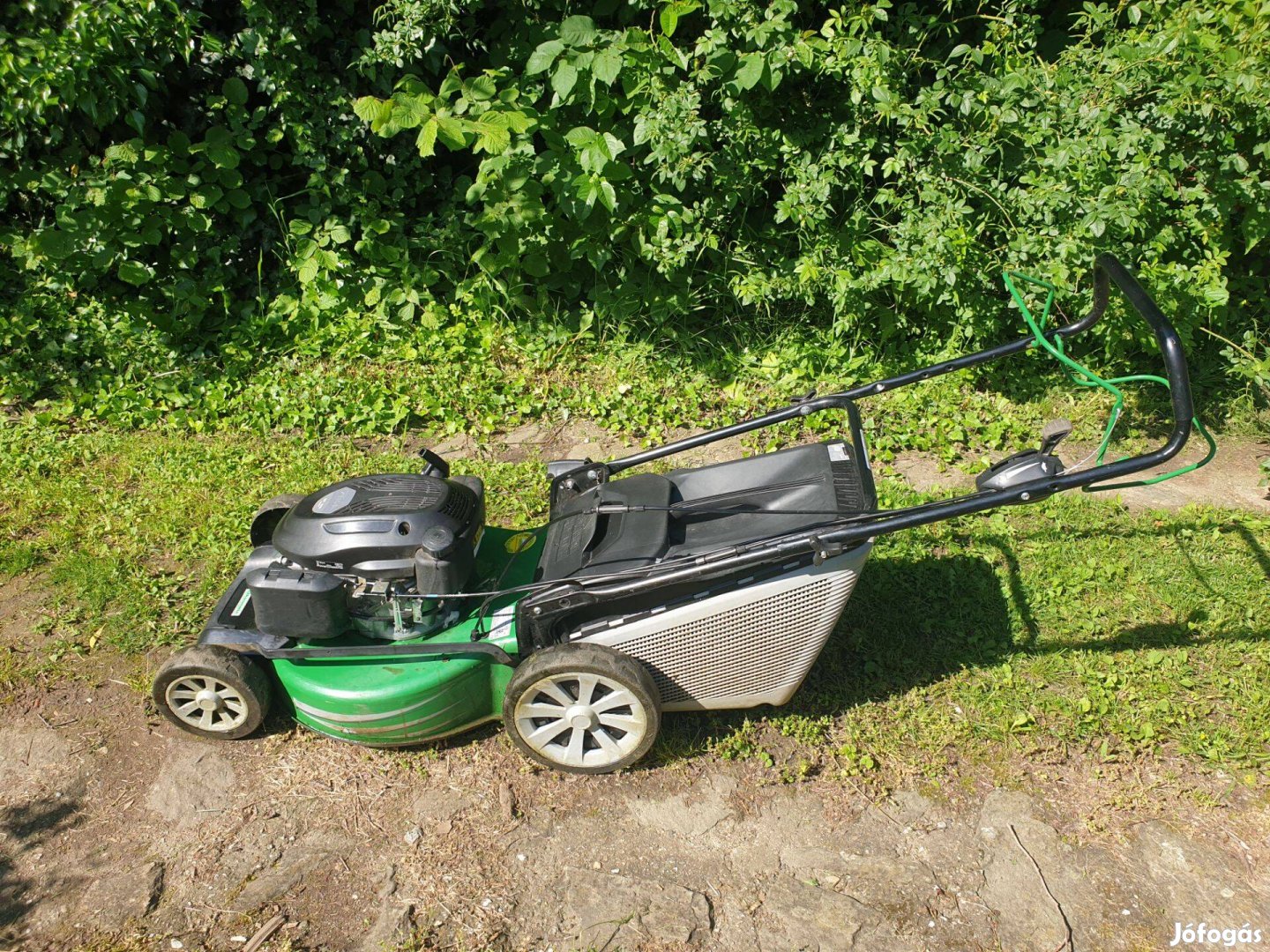 Sebességszabályozós önjáró fűnyíró Stiga ST 170 OHV