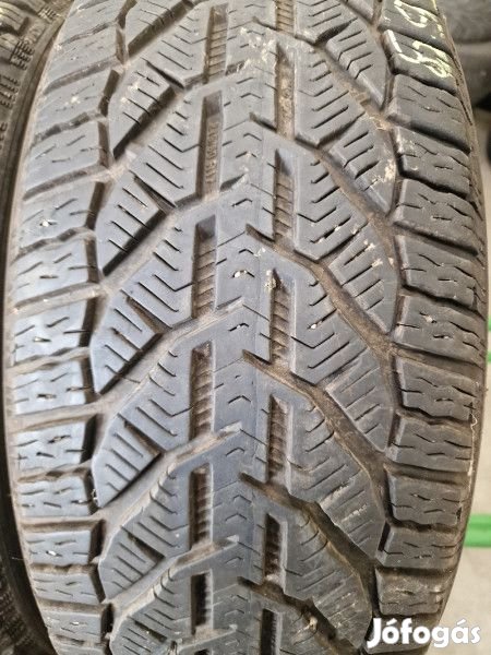 Sebring 215/50R17 SNOW 6mm DOT19 használt gumi HG13669 téli