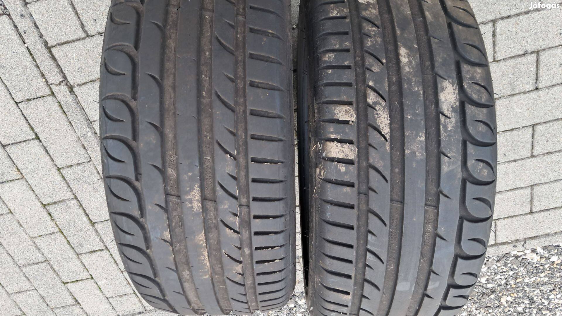 Sebring 225/45/17 Nyári Gumi 2 DB