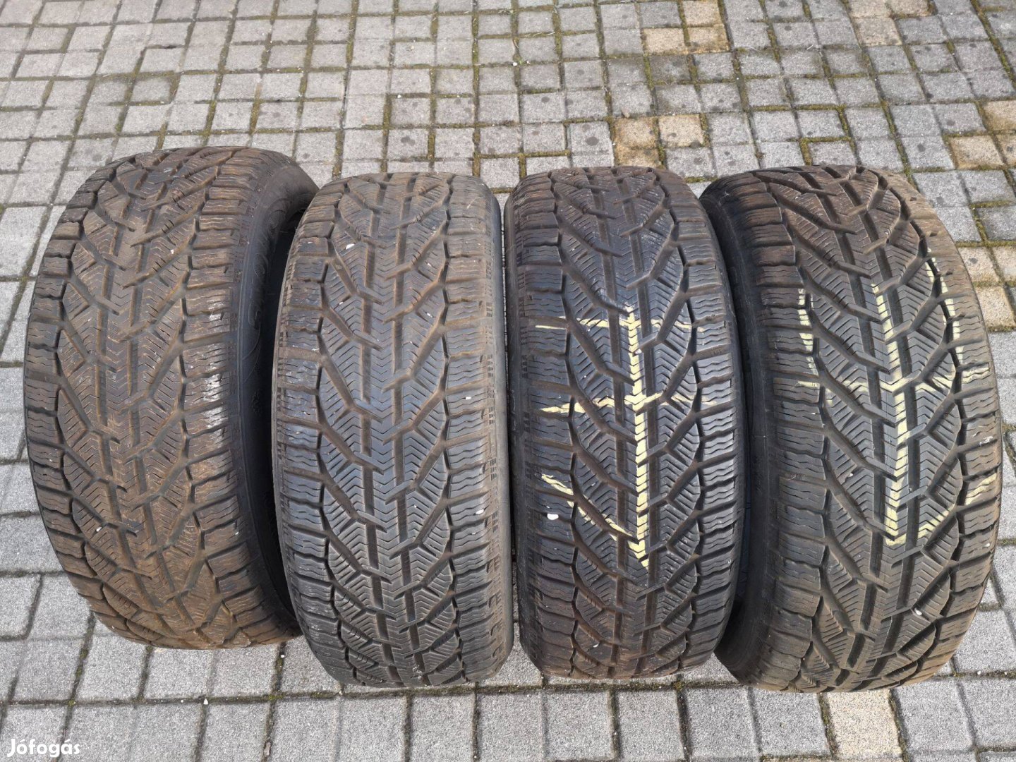 Sebring Snow XL 215/50 R17 95V, 4 db téli gumi, 2022-es