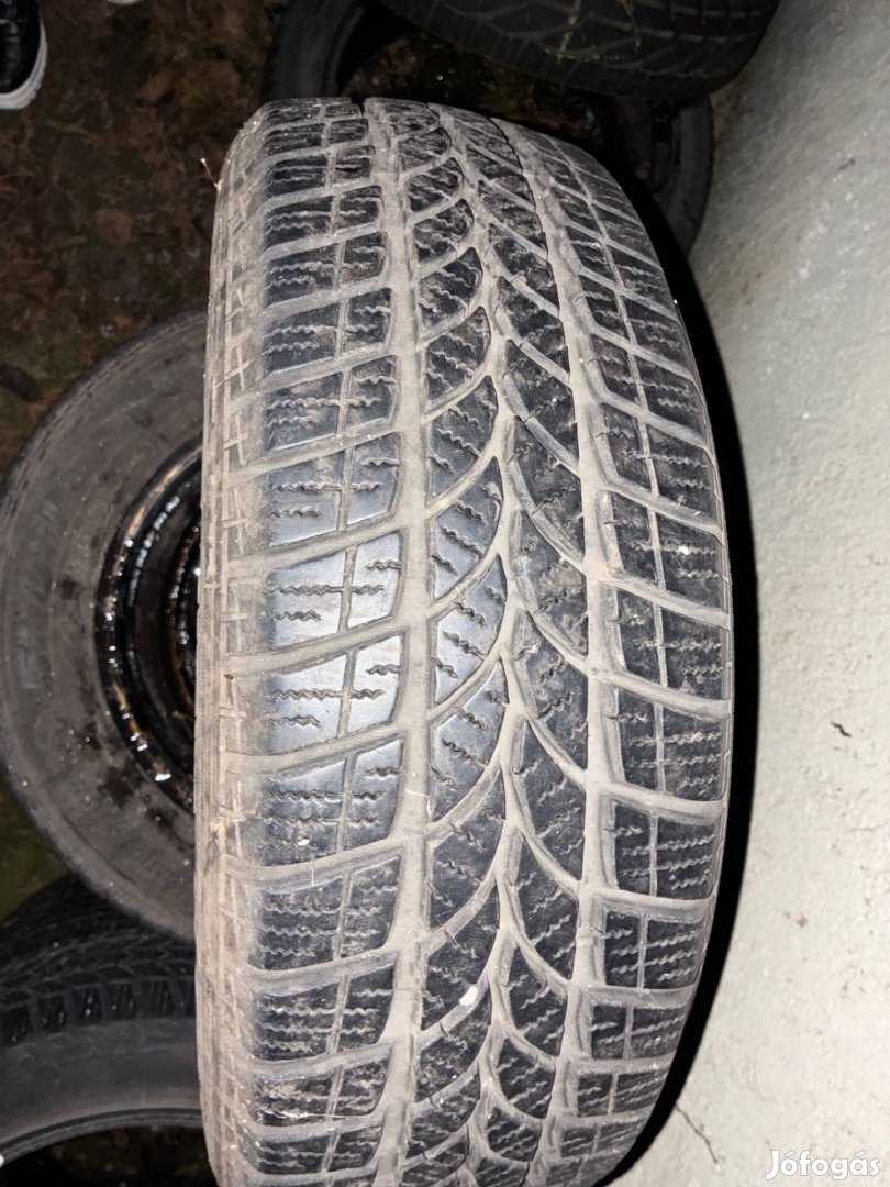 Sebring téli gumi eladó 195/65/15 eladó DOT2815