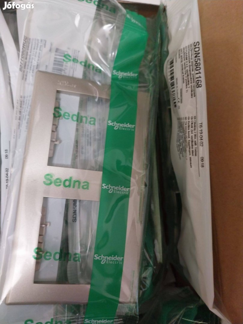Sedna 2es keret függőleges Titán SDN5801168