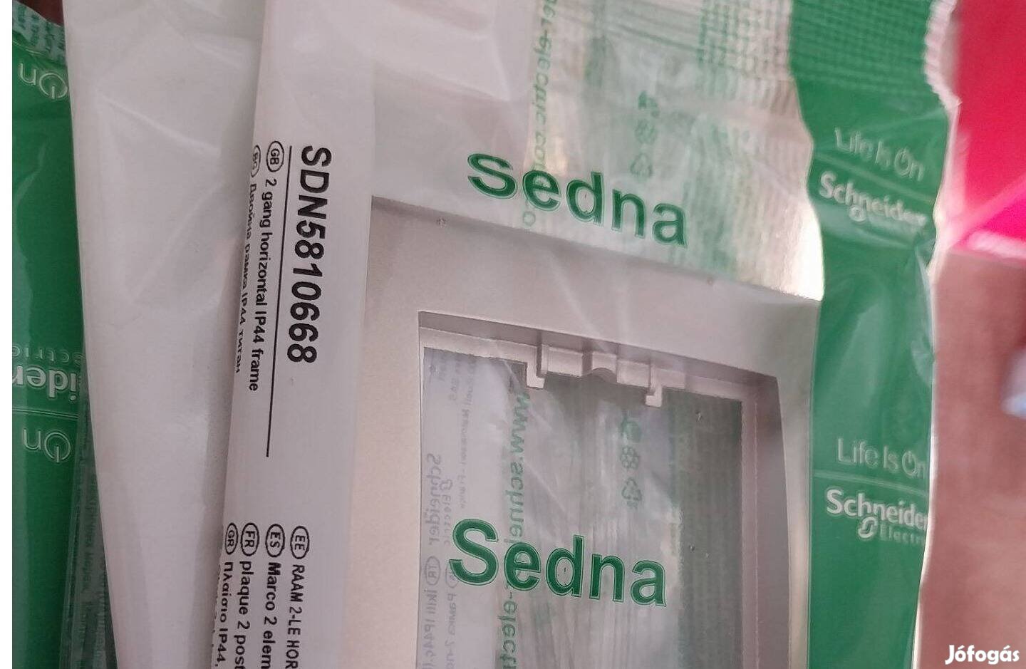 Sedna 2es keret ip44 Titán SDN5810668