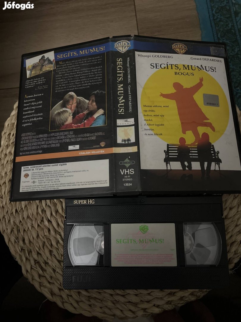 Segits mumus vhs film