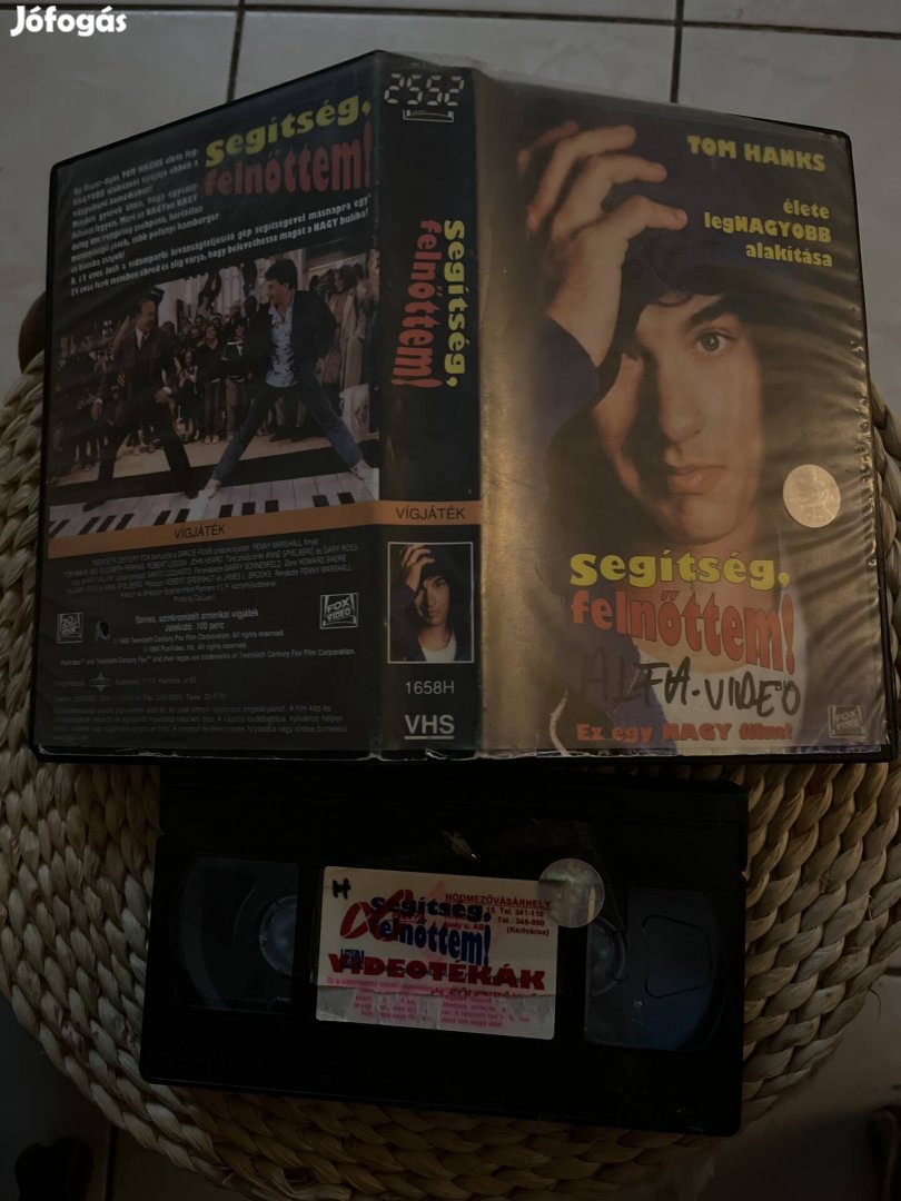 Segitség felnőttem vhs film