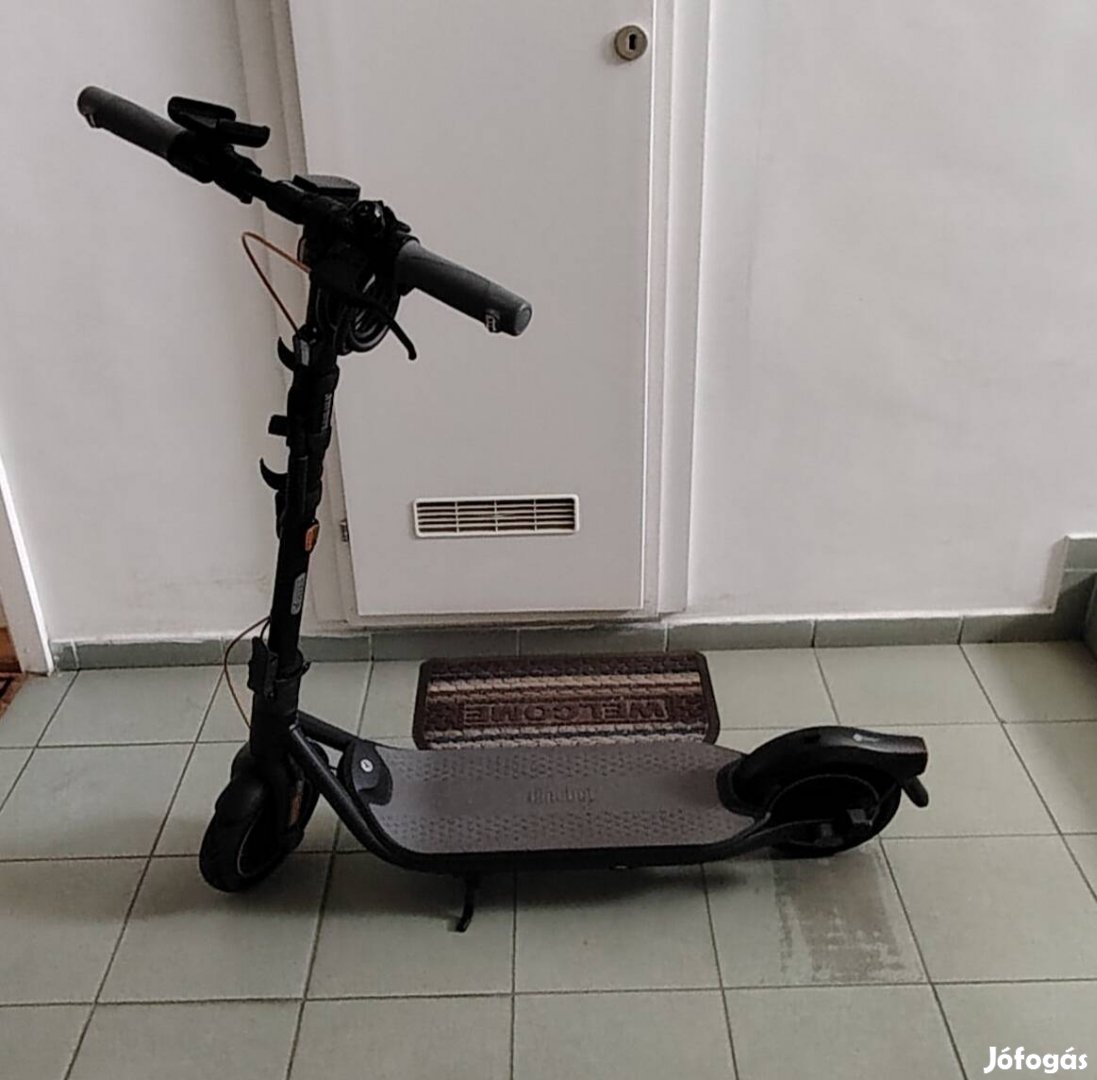 Segway Ninebot F65I elektromos roller