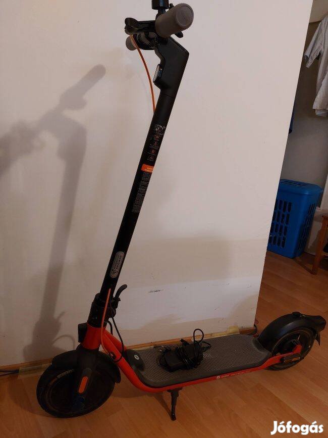 Segway Ninebot Kickscooter D28E elektromos roller