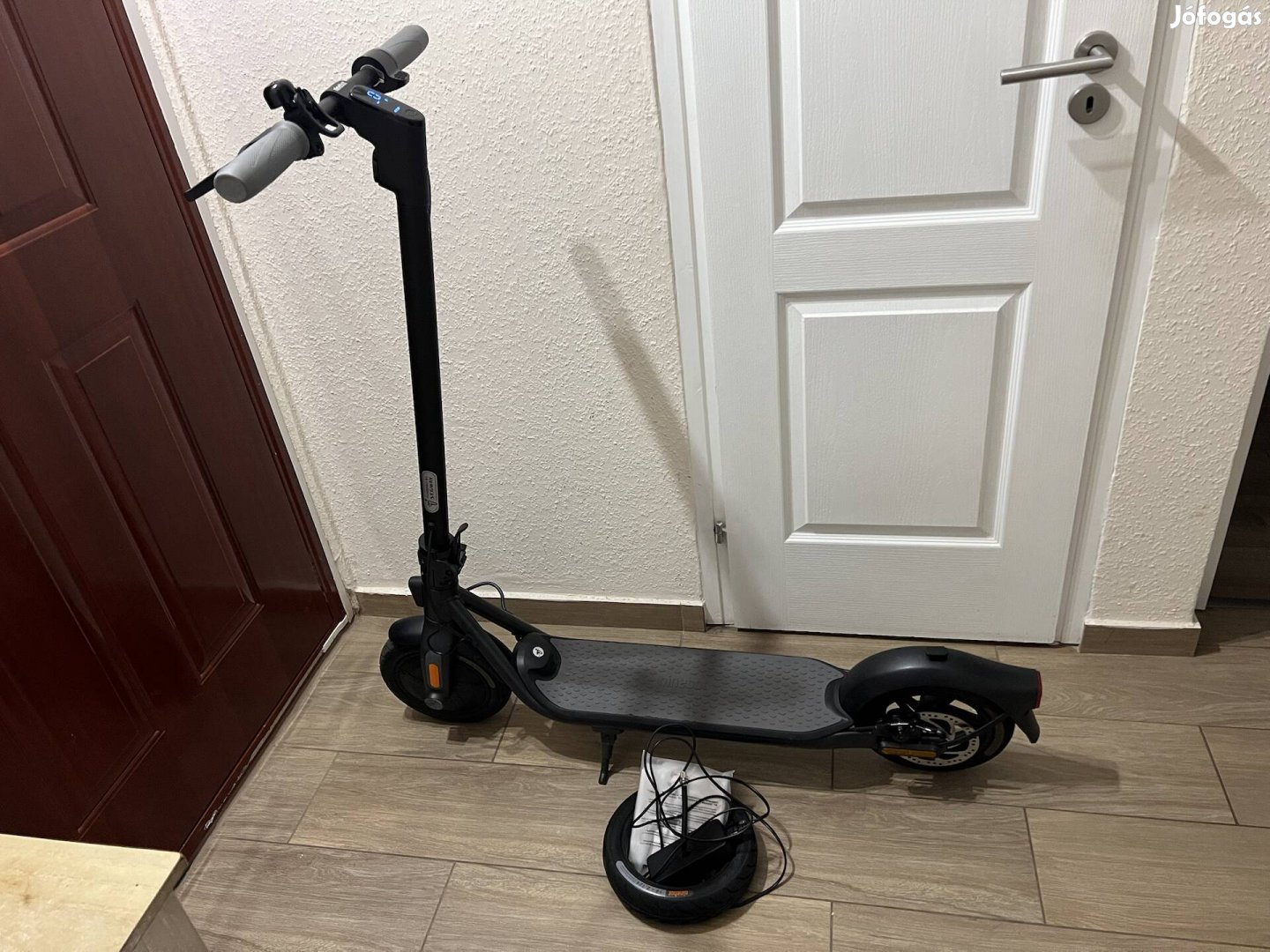 Segway Ninebot Kickscooter F25 (360km)