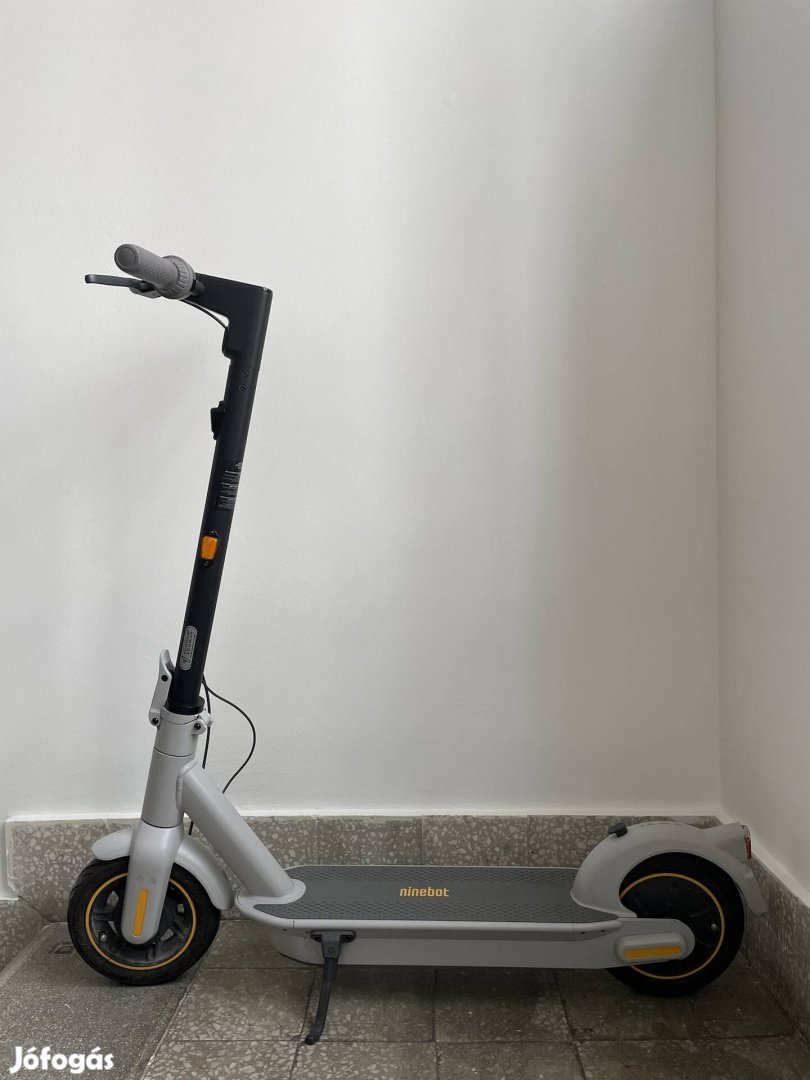 Segway Ninebot Max G30LE II Elektromos Roller