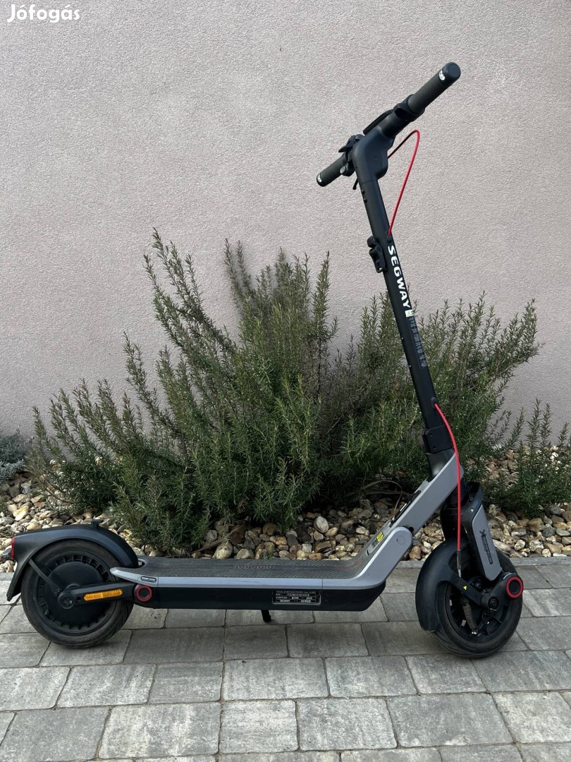 Segway - Ninebot E3 Pro - elektromos roller