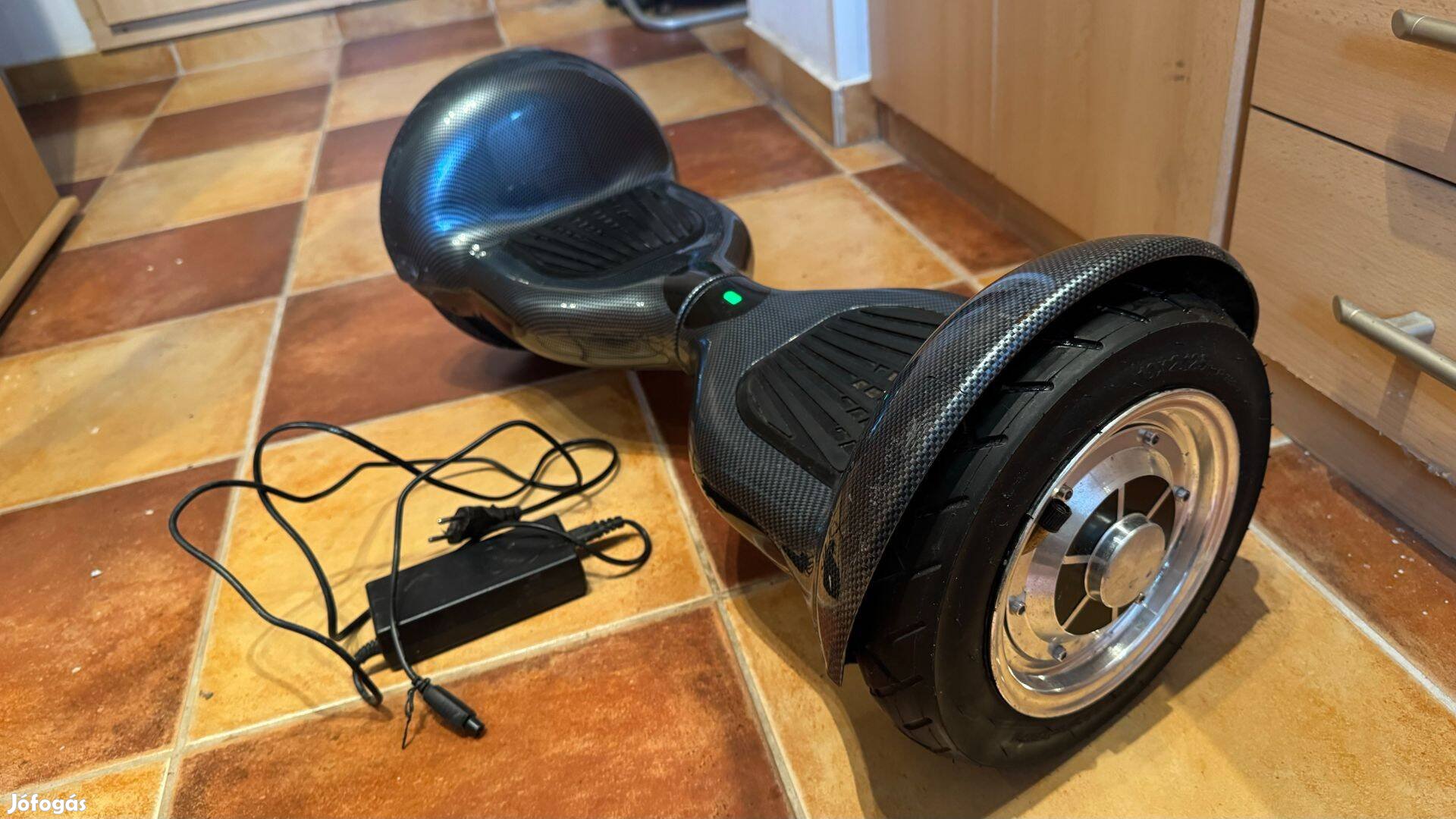 Segway - nagykerekű, jó állapotú, karbon mintás eladó