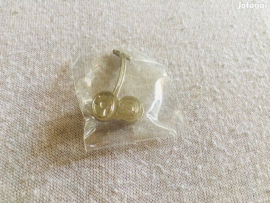 Segway kitűző, ezüst színű bross