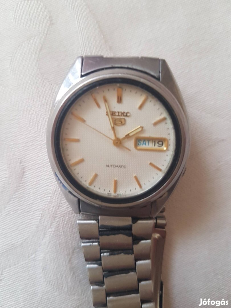 Seiko 5 férfi karóra.