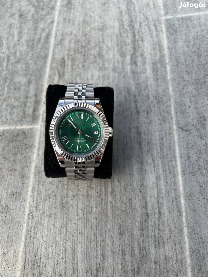 Seiko MOD Green Roman 39mm