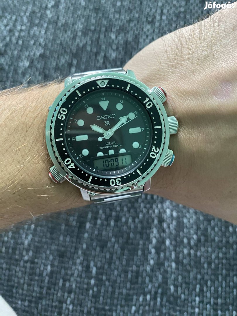 Seiko Snj033P1 Arnie Prospex Sea Hybrid Diver's 40th Anniversary