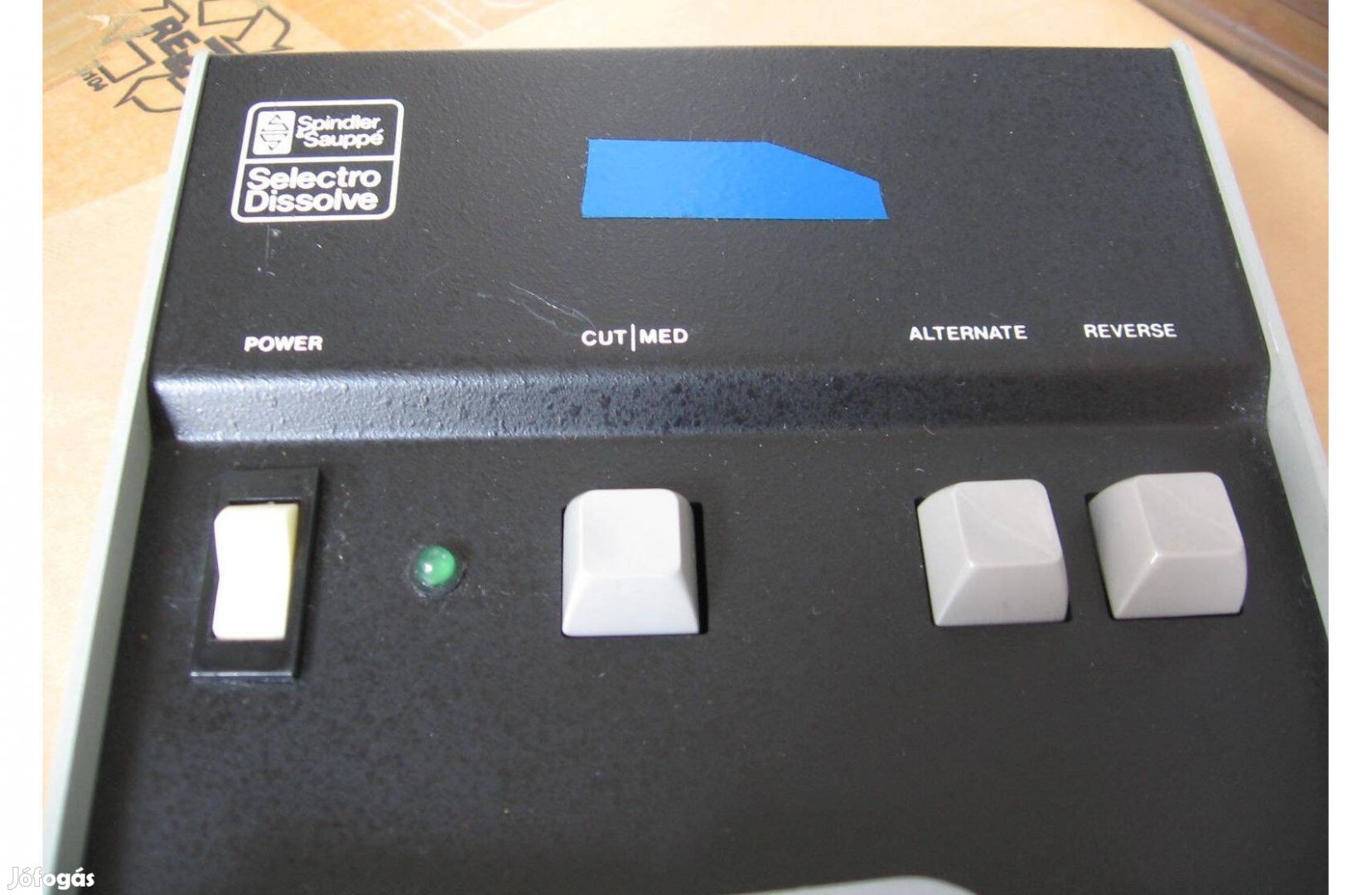 Selectro dissolve áttünés szabályzó