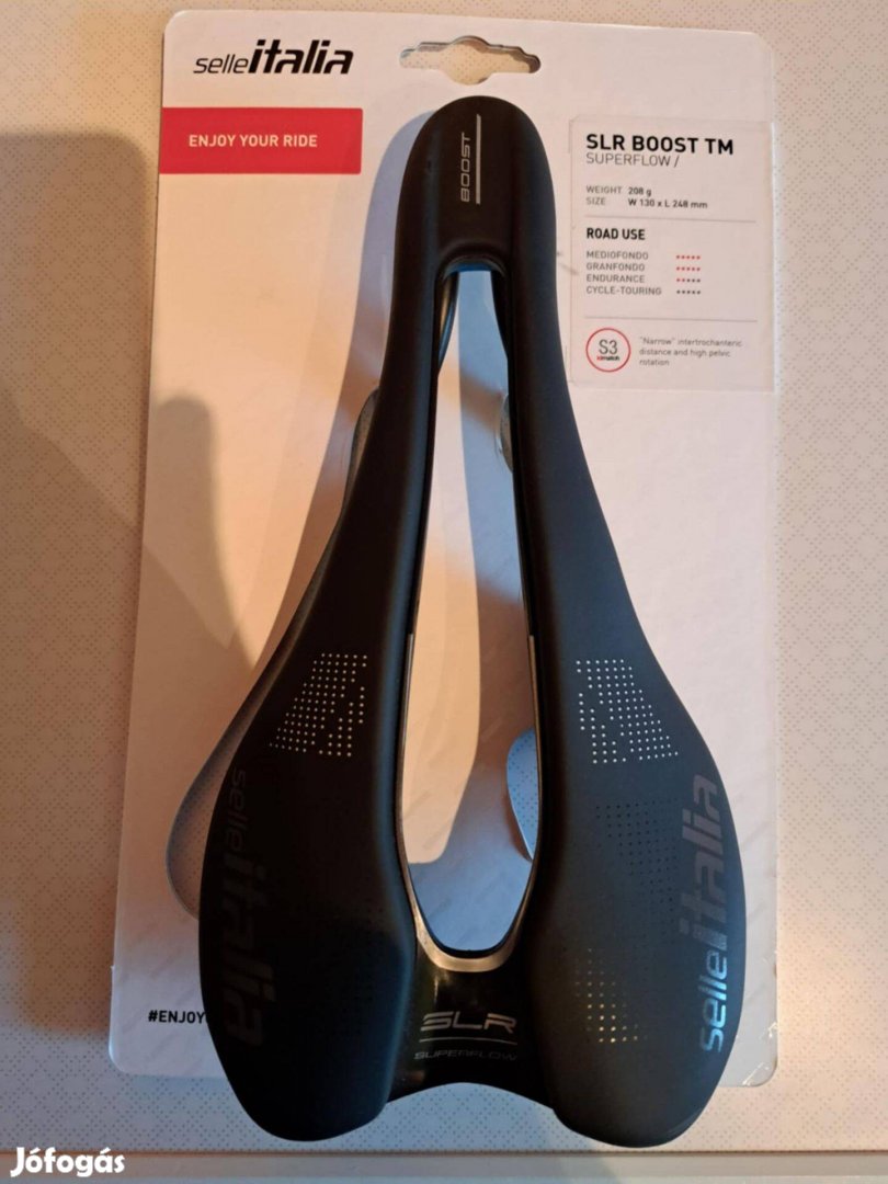 Selle Italia SLR Boost TM Superflow kerékpár nyereg fekete