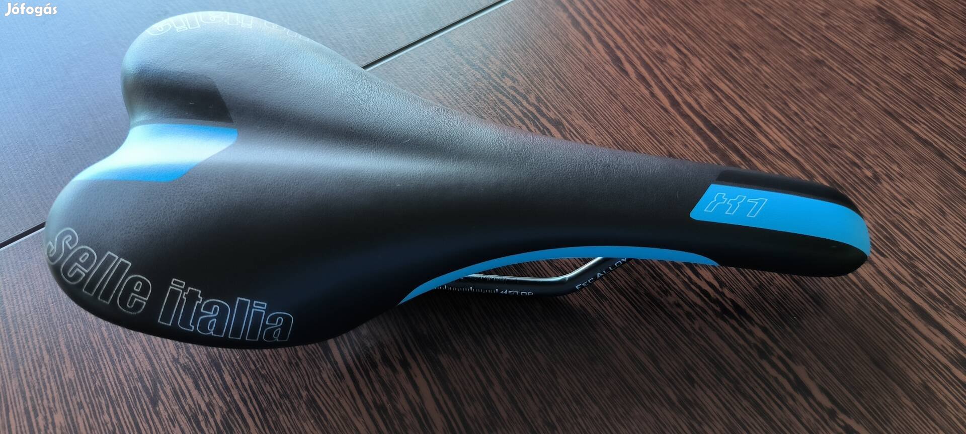 Selle Italia X1 flow országúti nyereg