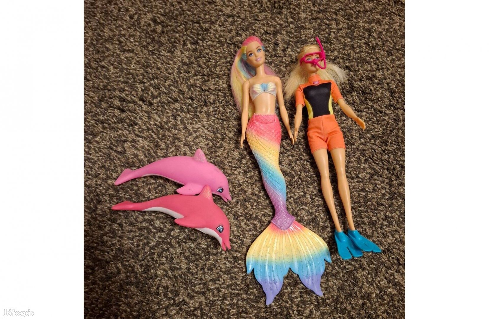 Sellő és búvár Barbie delfinekkel