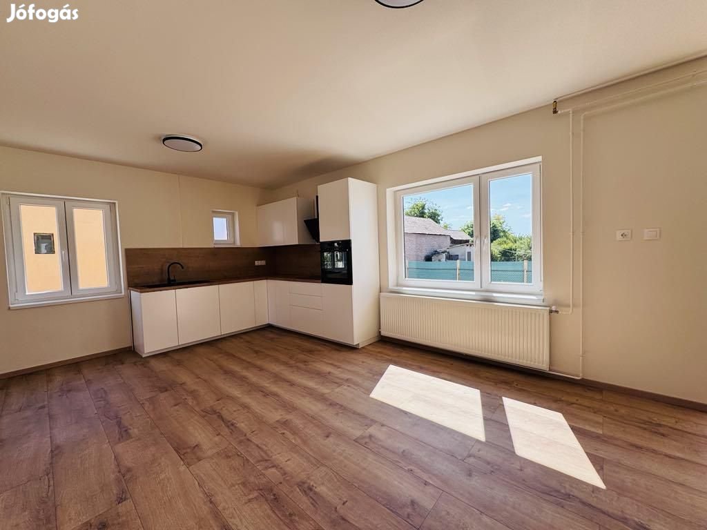 Sellyén, felújított, 3 szobás családi ház