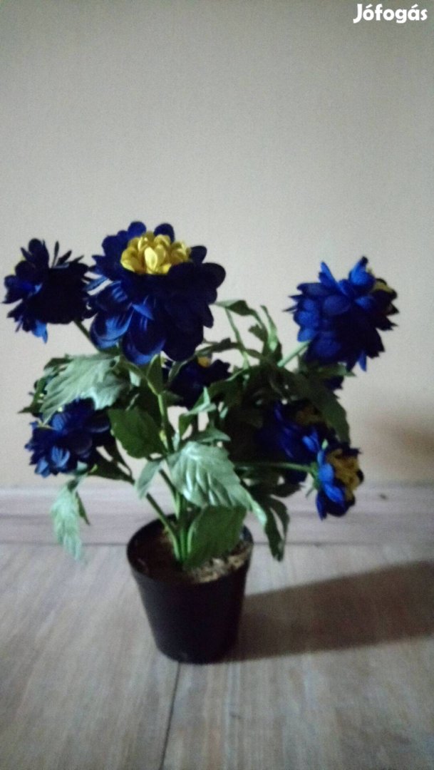 Selyemvirág cserepes kék eladó