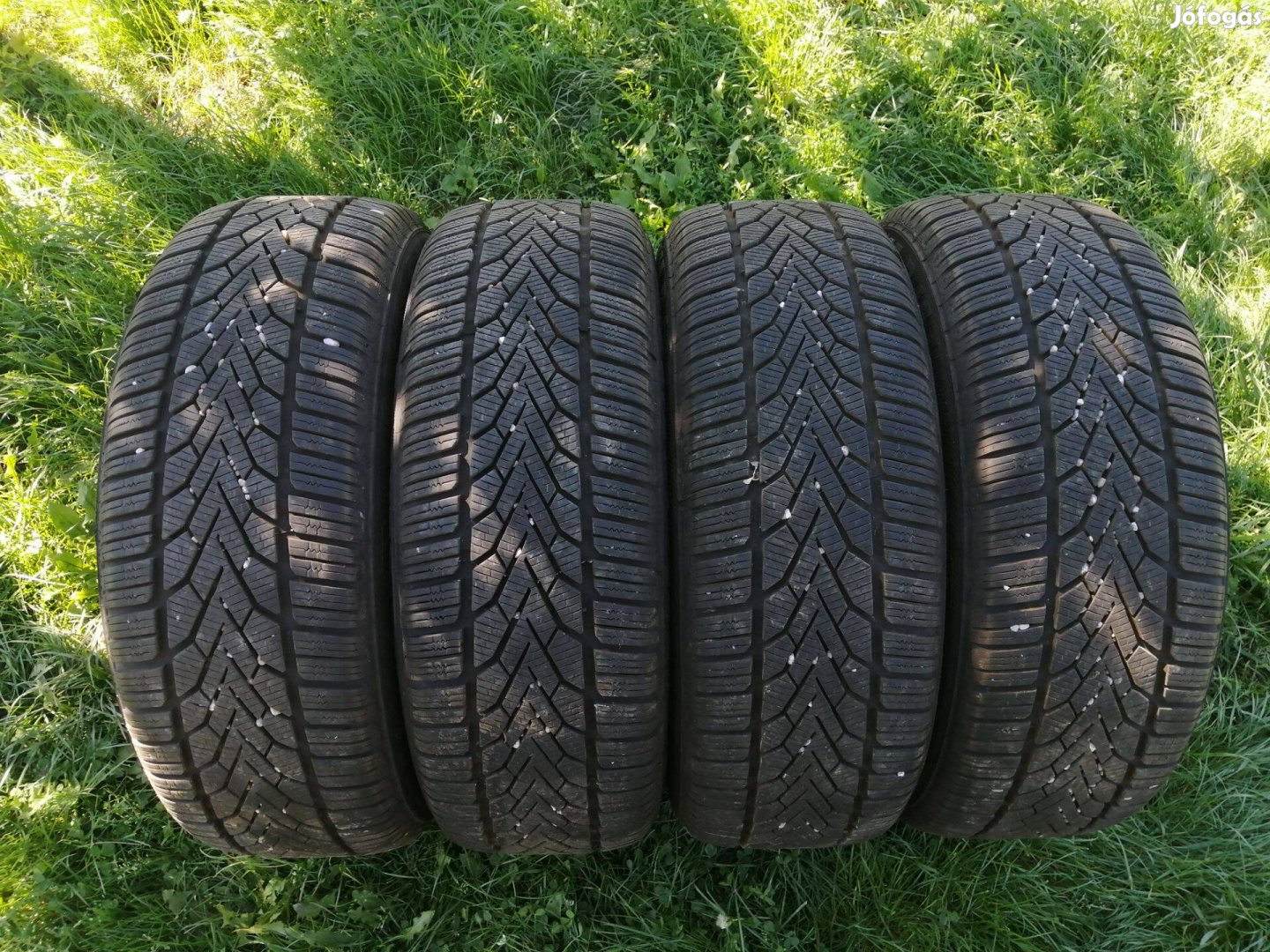 Semperit 185/65 R15 téli gumik