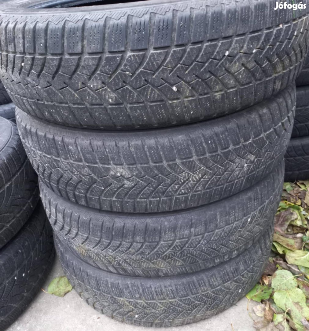 Semperit 195/55 R20 téligumi garnitúra téli gumi 