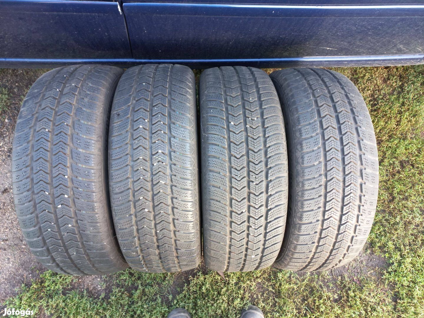 Semperit 195/60 R16 C téliek