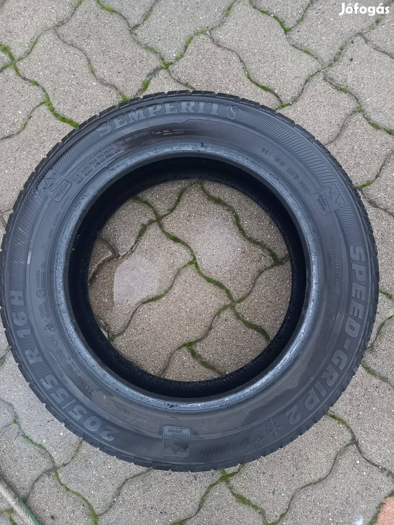 Semperit 205/55 R16 H téli gumi