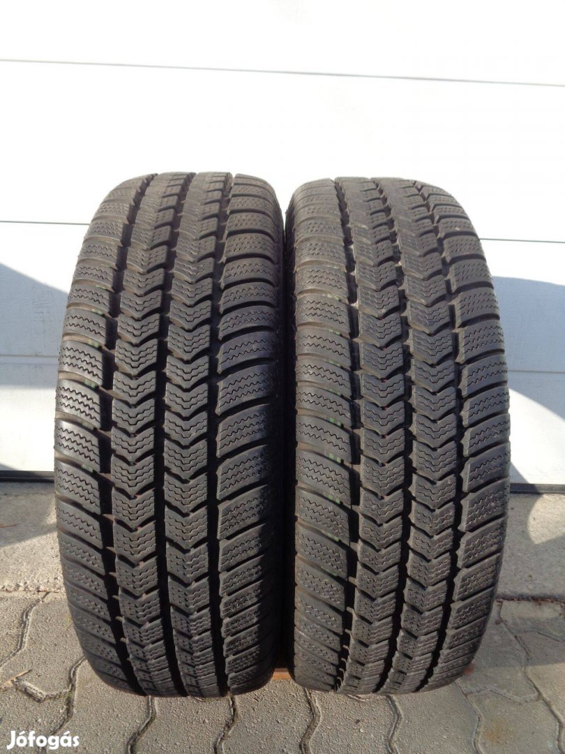 Semperit 215/65R16 C-s téli gumi pár alig futott újszerűen eladó