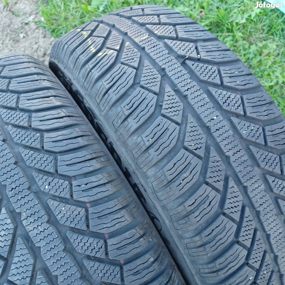 Semperit 215/65R17 téli gumi eladó