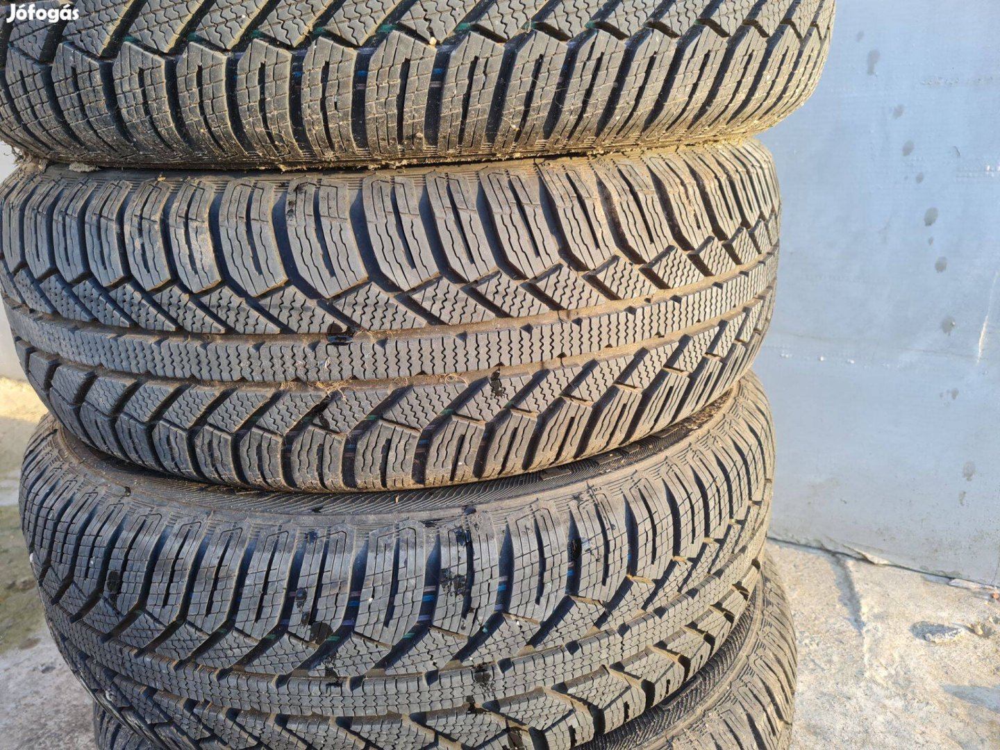 Semperit Master Grip 2 téli gumiabroncs 195/65 R15 1 szezont használt