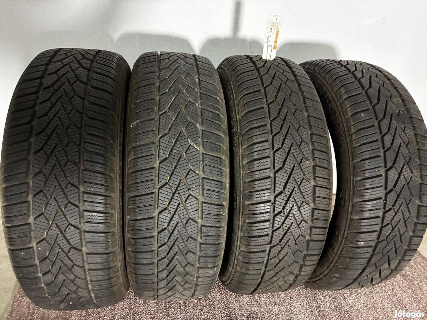 Semperit Téli Gumi 185/60R15 Eladó!