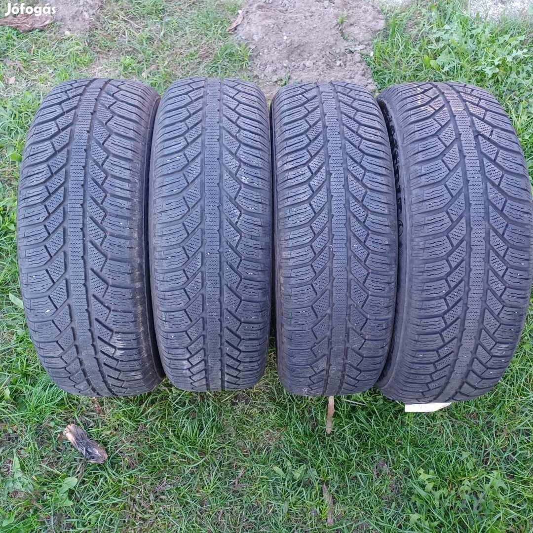 Semperit téli gumi 215/65R17