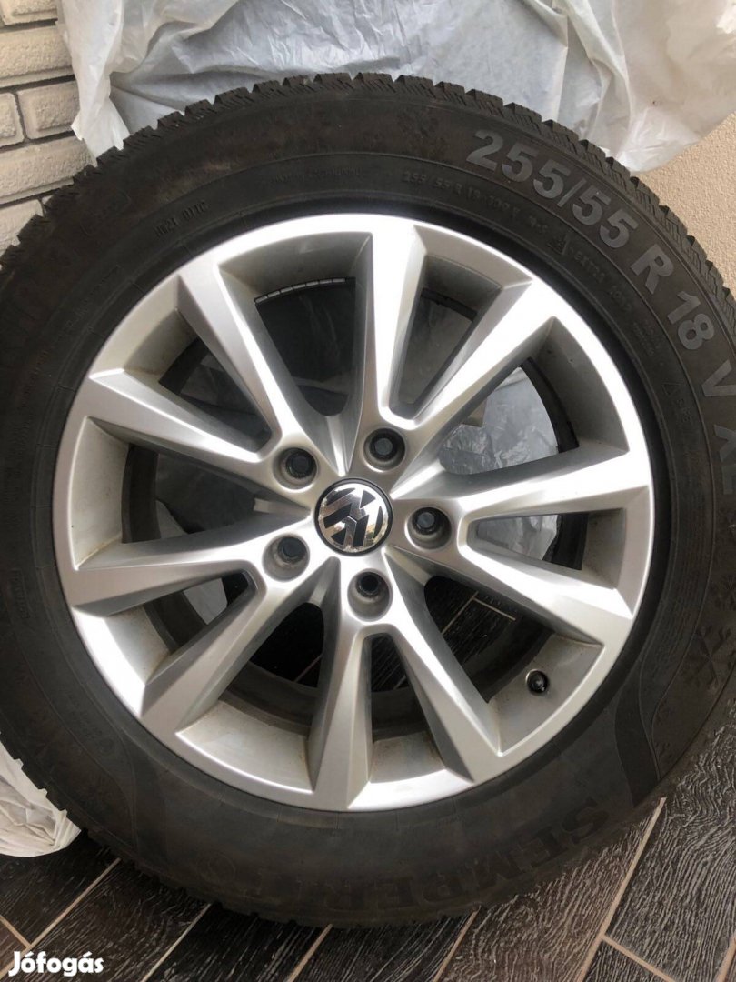 Semperit téli gumi szett, gyári Volkswagen Felnivel