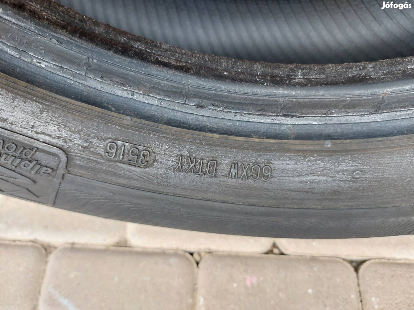 Semperit téligumi 205/60 R16