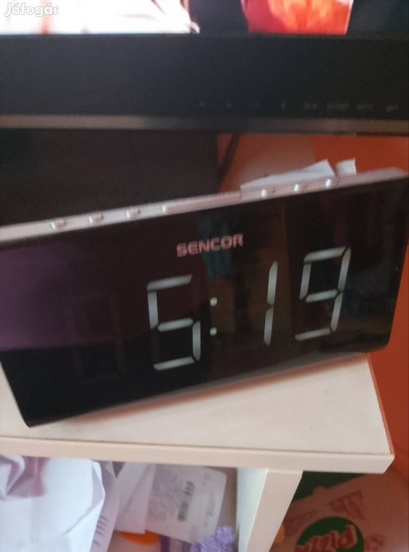 Sencor digitális ébresztőóra 
