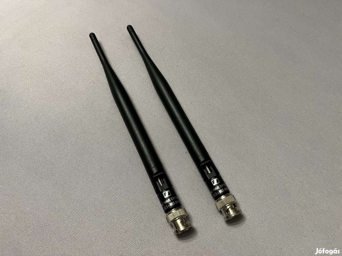 Sennheiser Half Wave Dipole U BNC antenna