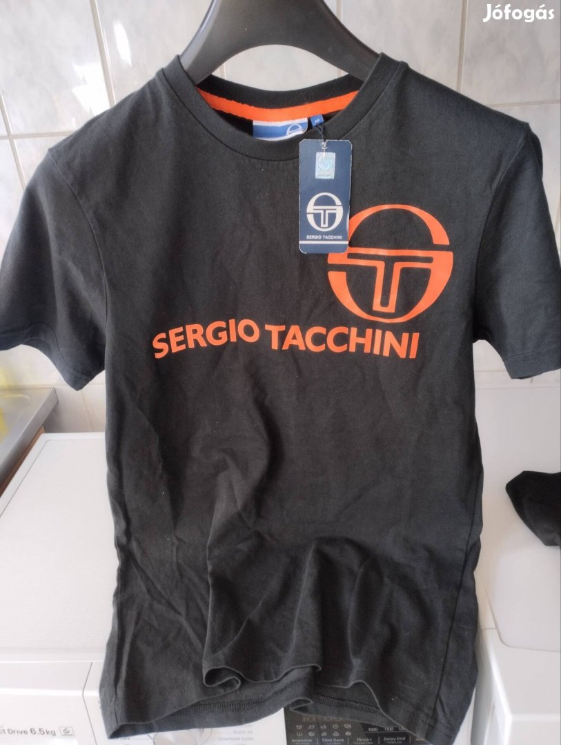 Sergio Tacchini pólók.