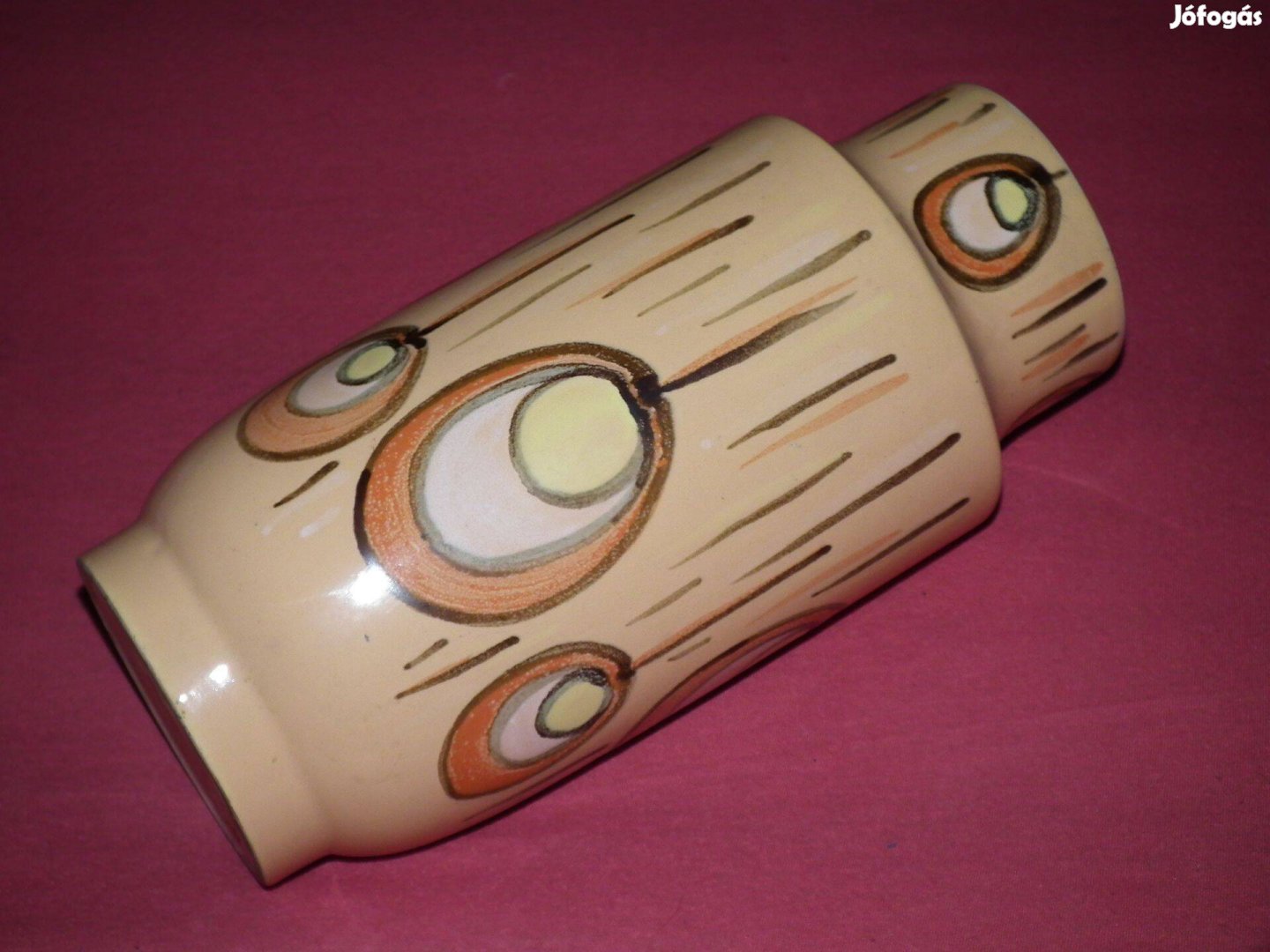 Sérülésmentes nagyobb méretű pávaszemes váza