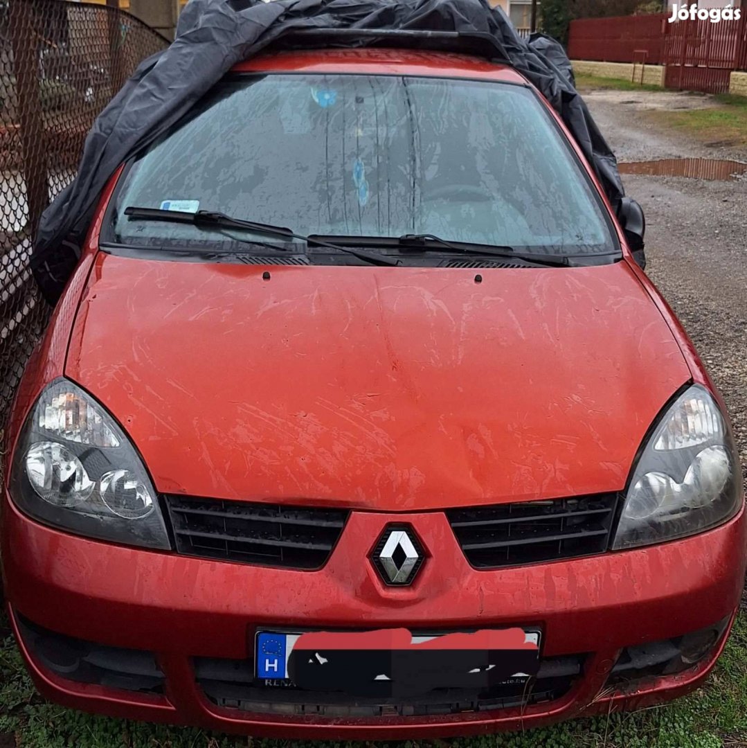 Sérült Renault Clio eladü