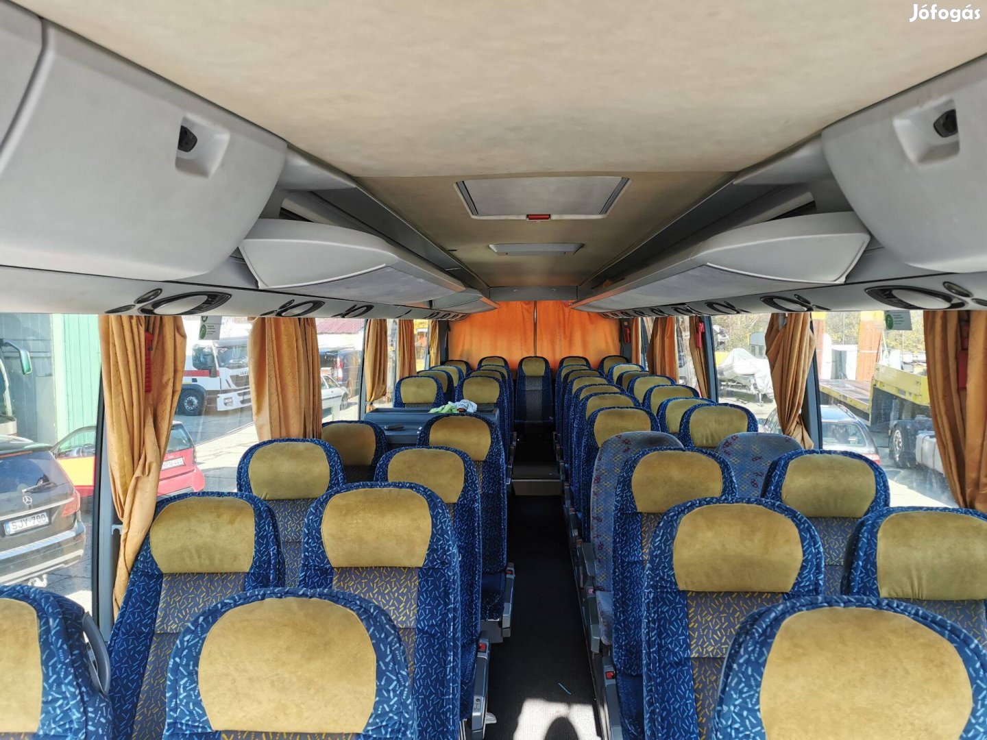 Setra 411 busz ülések