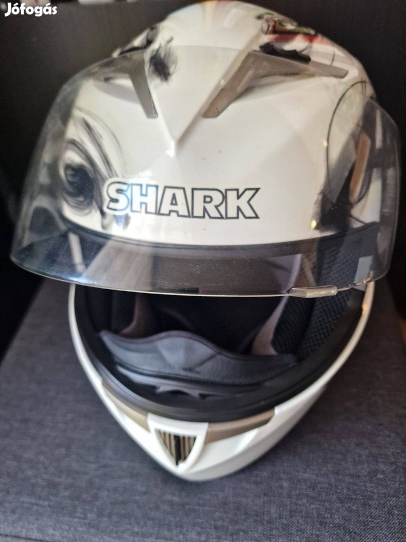 Shark S900 bukósisakok eladók. M -es méret