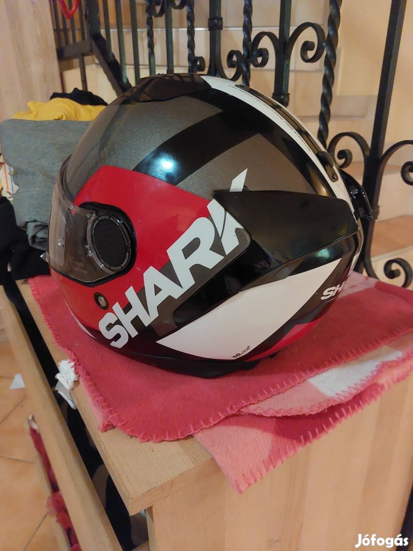 Shark Spartan Apics M méret