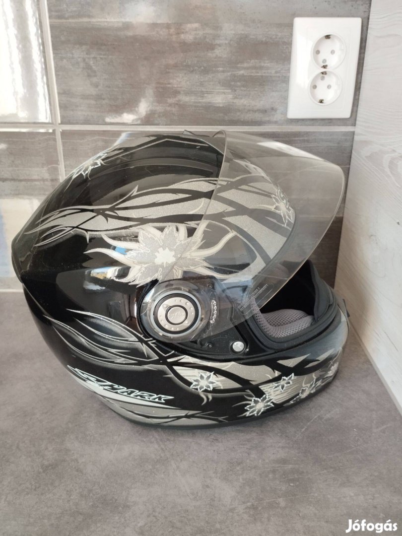 Shark női motoros bukósisak-XS- Alig használt
