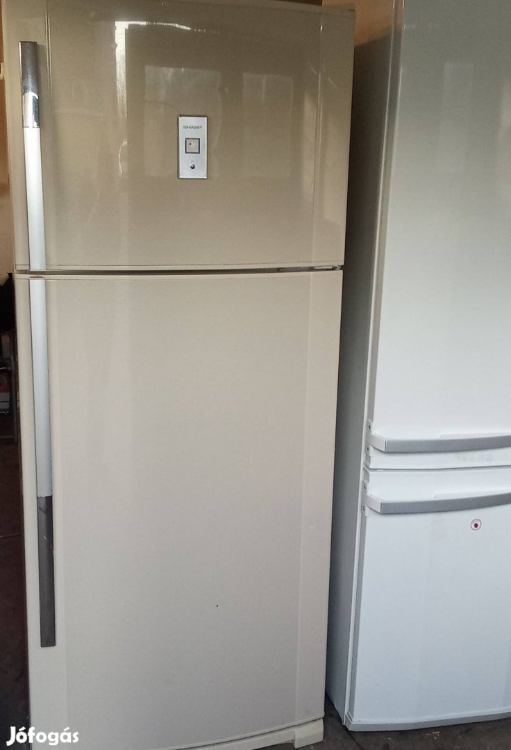 Sharp 180 cm kombi hűtő 77 cm széles