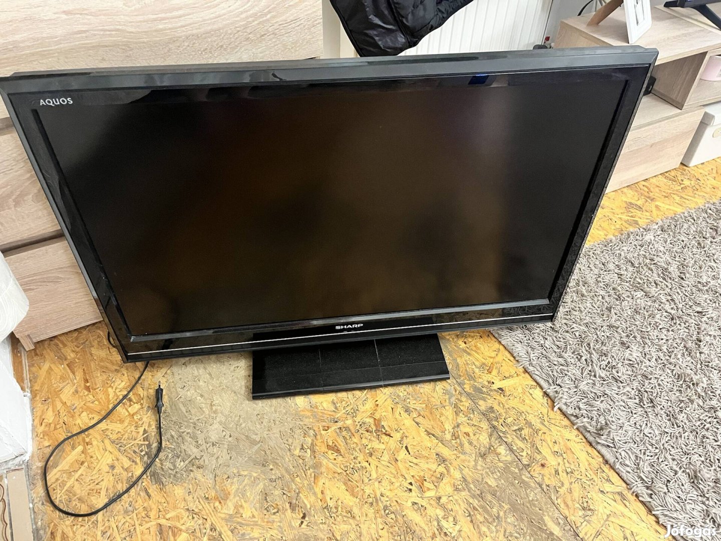 Sharp LCD Colour TV