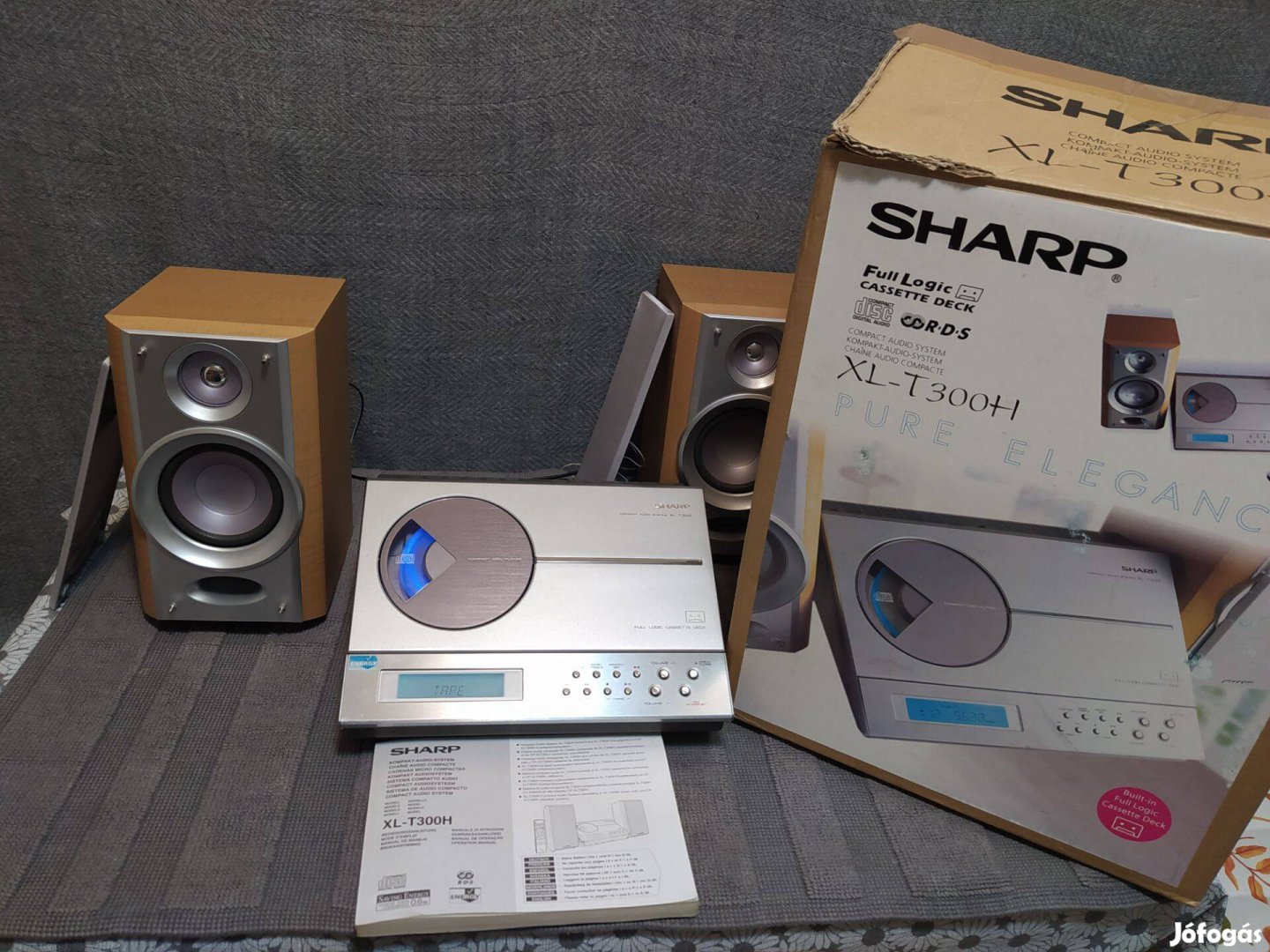 Sharp XL-T300h mini rendszer dobozában